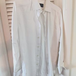 DD trim fit, french cuff dress shirt. Great fabric